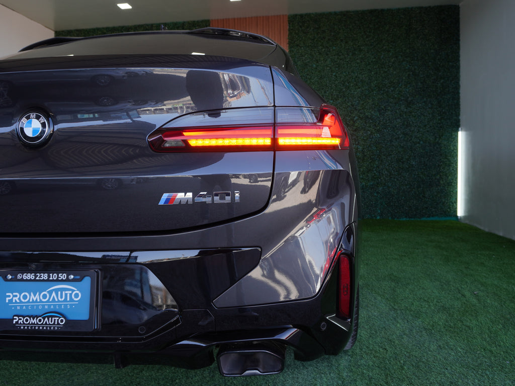 BMW X4 M40i 2025