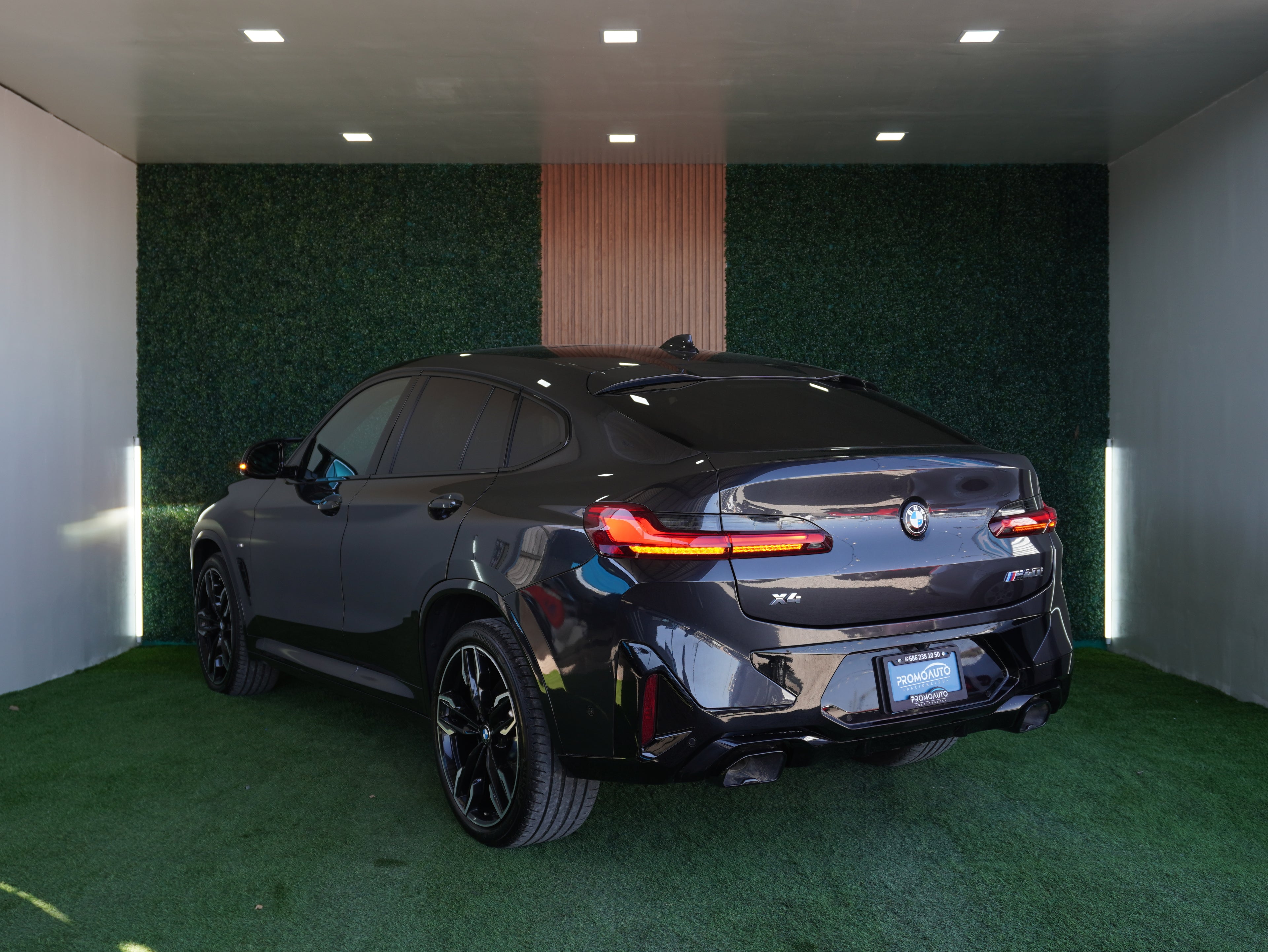 BMW X4 M40i 2025