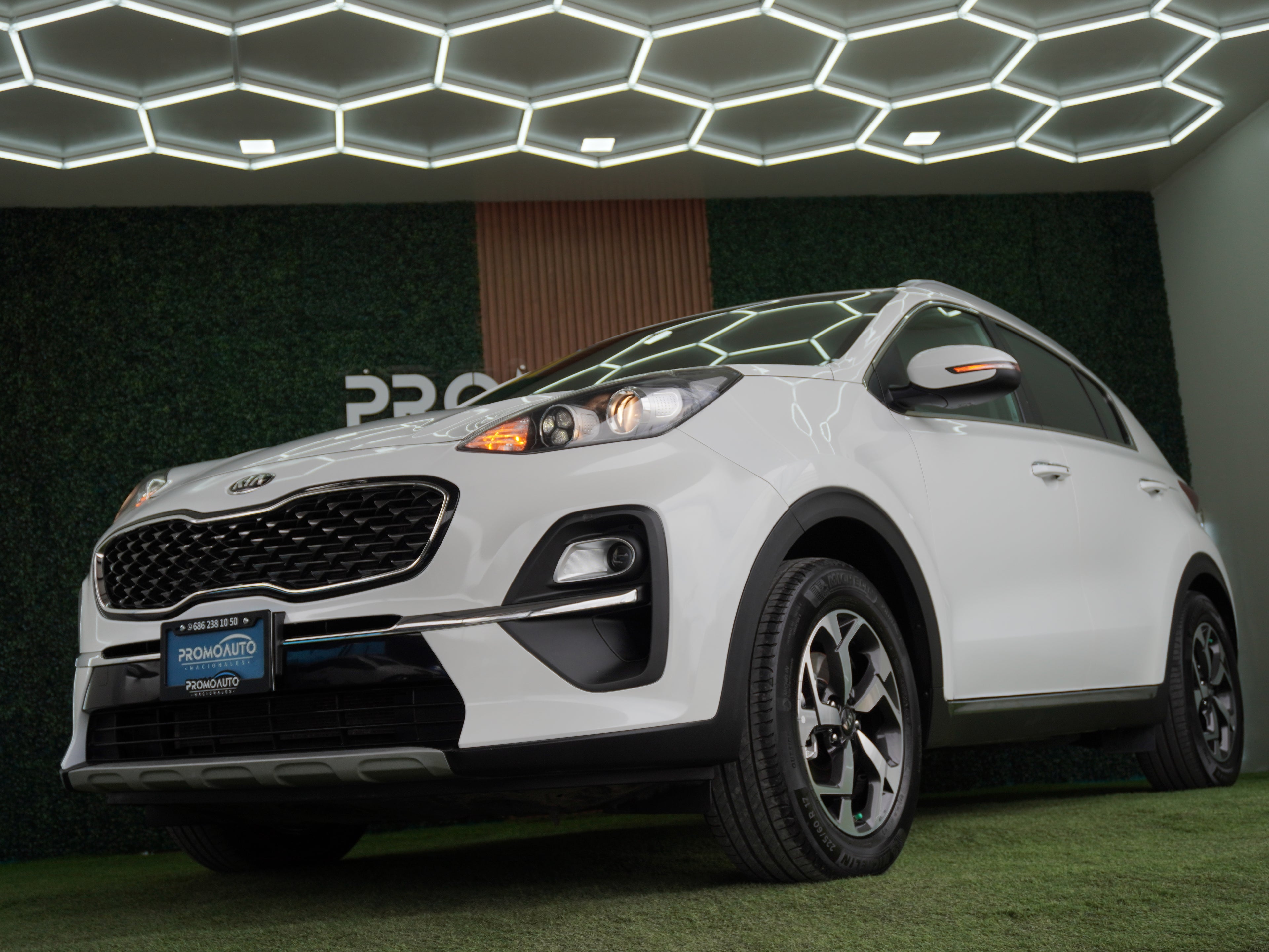 Kia Sportage EX 2021