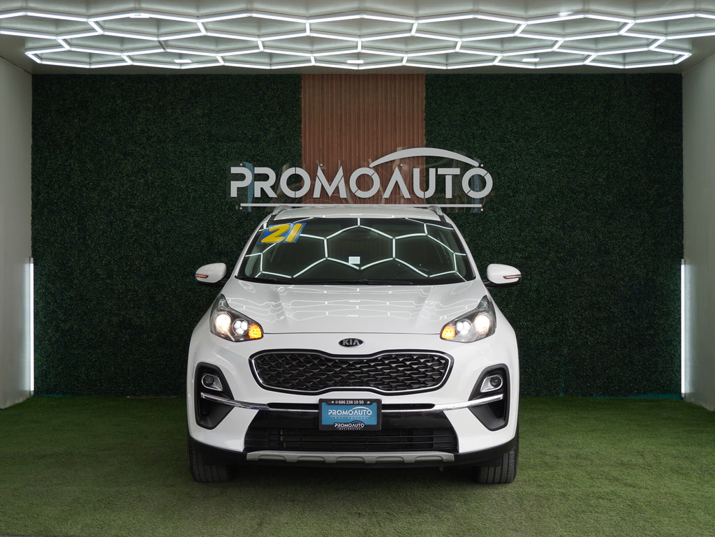 Kia Sportage EX 2021