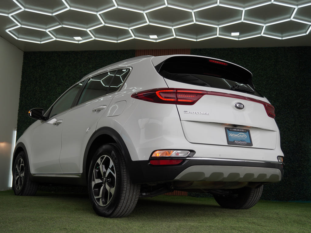 Kia Sportage EX 2021