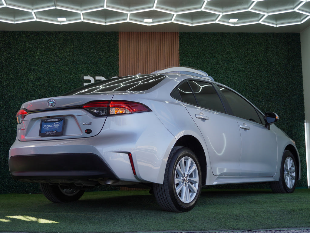 Toyota Corolla XLE 2026
