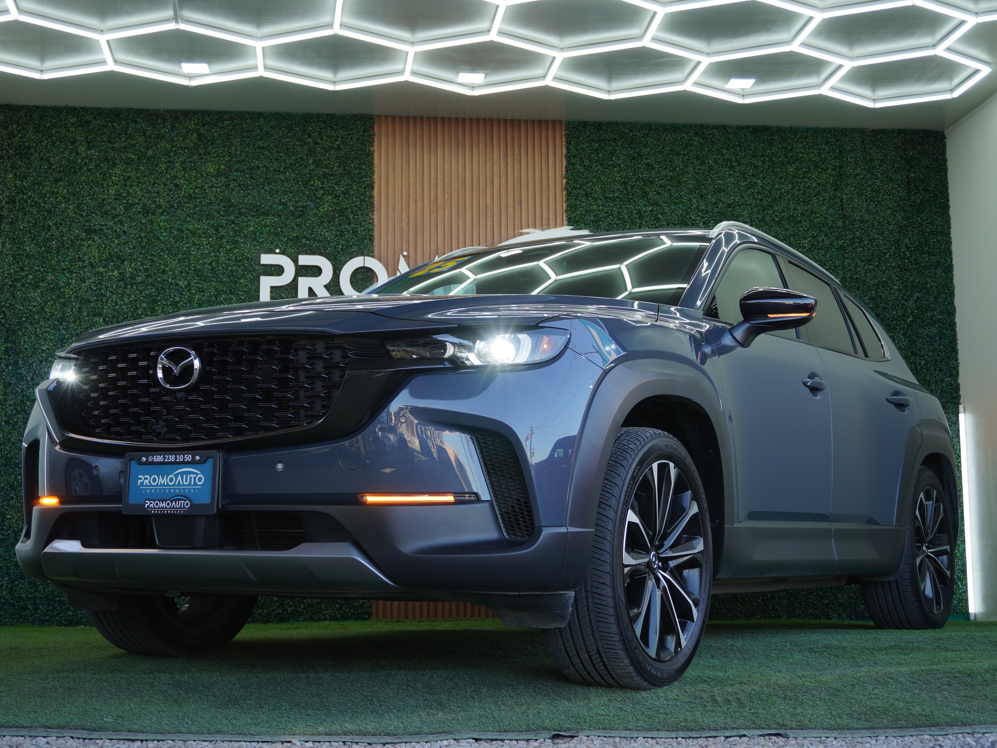 Mazda CX-50 Signature 2025
