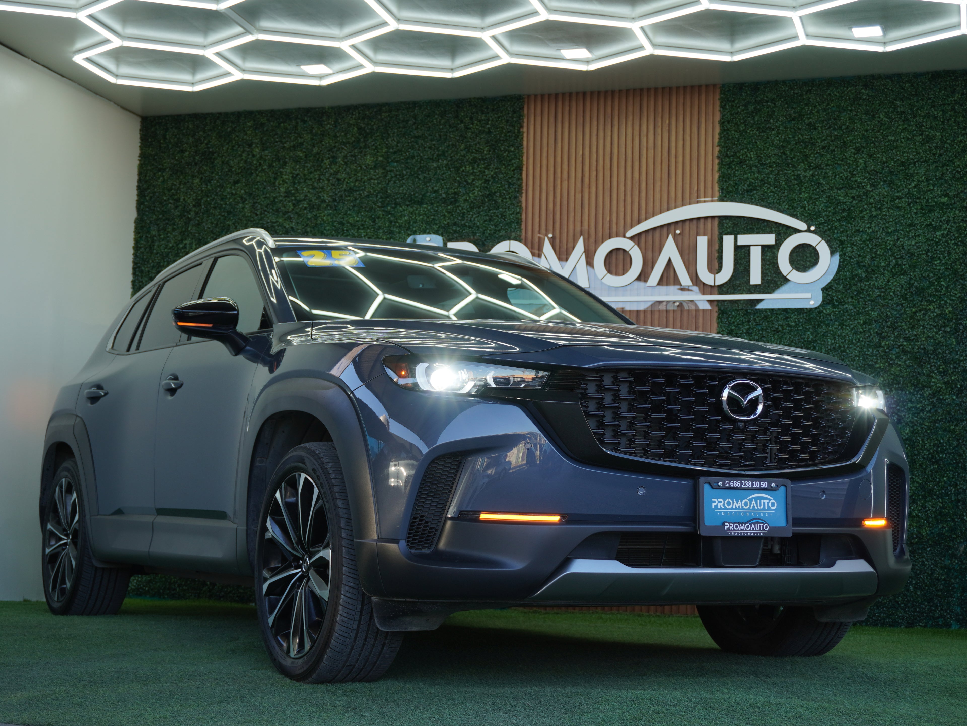 Mazda CX-50 Signature 2025