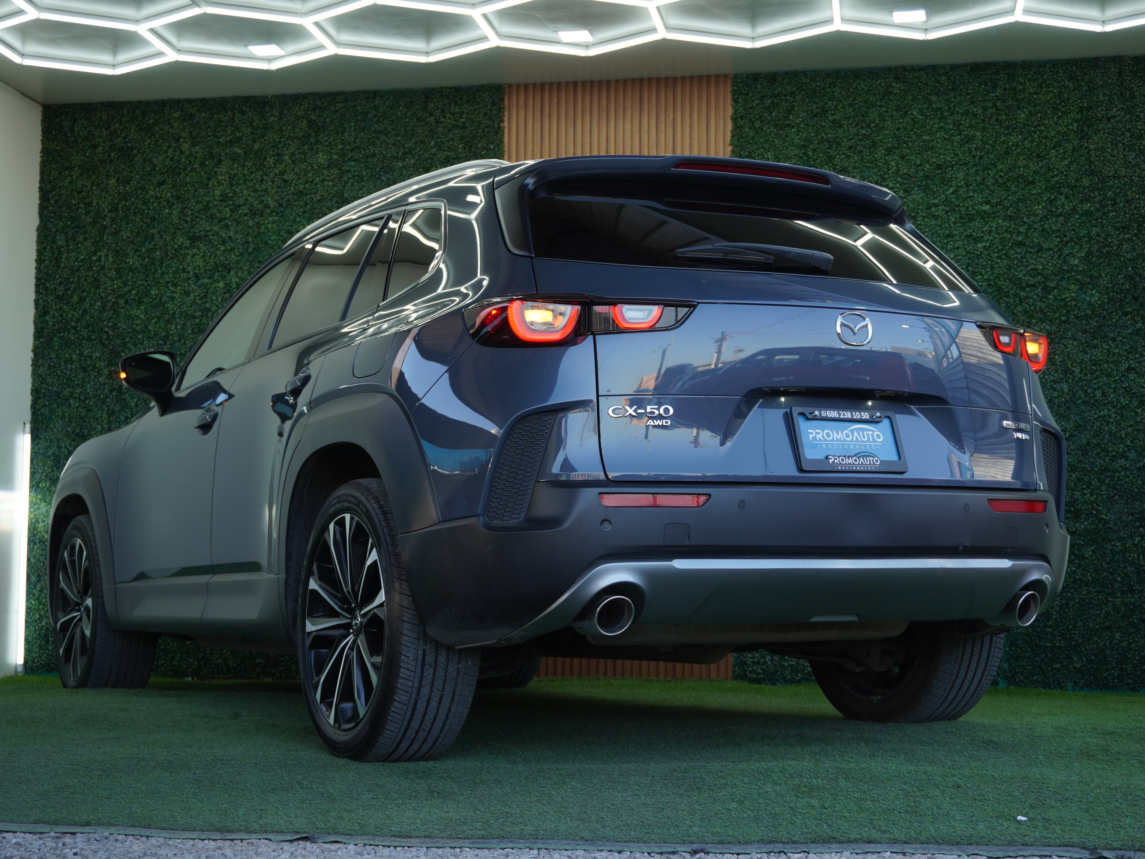 Mazda CX-50 Signature 2025