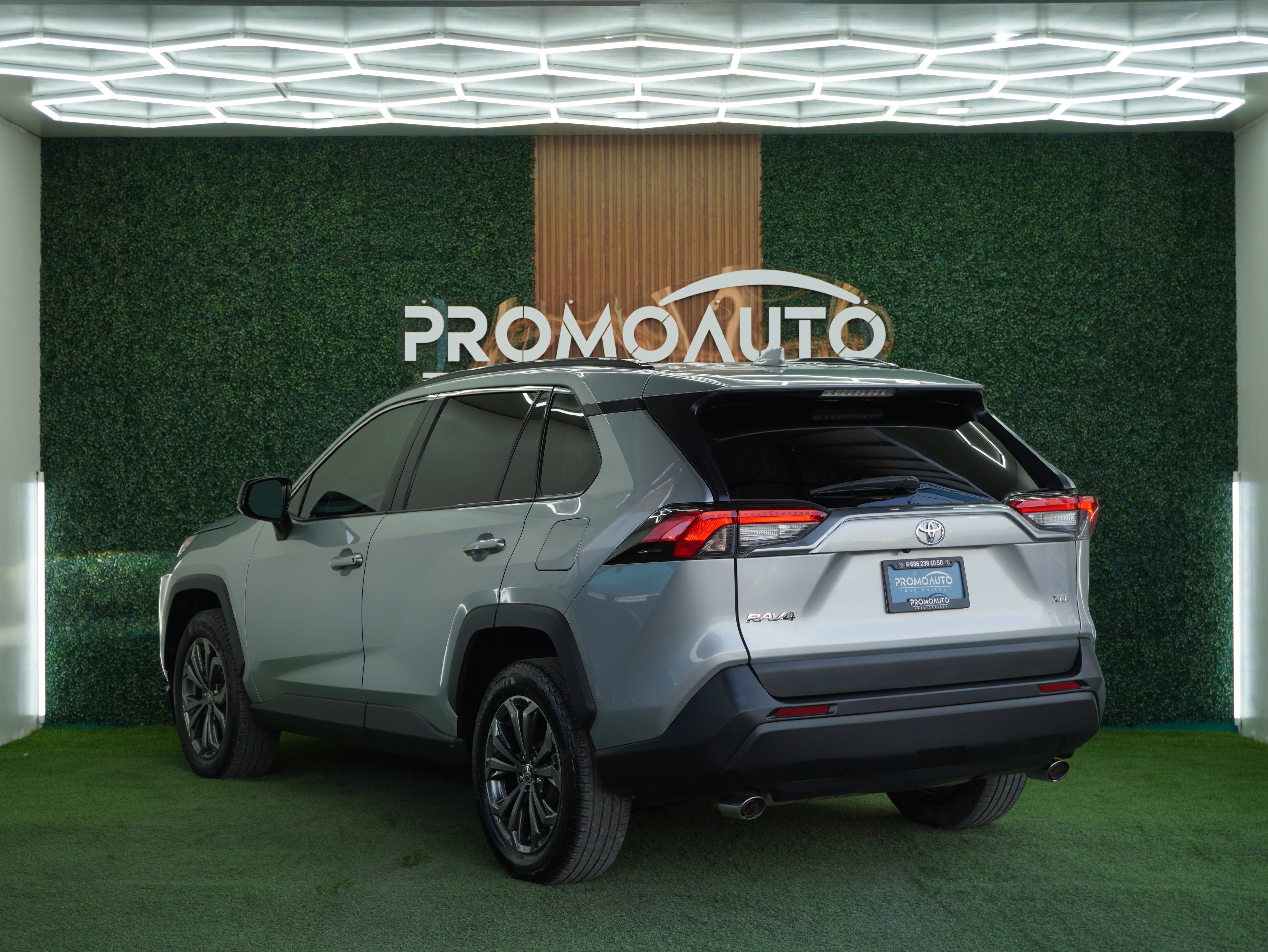 Toyota RAV4 XLE 2022