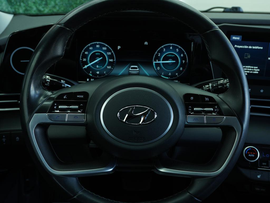 Hyundai Elantra Limited Tech 2023