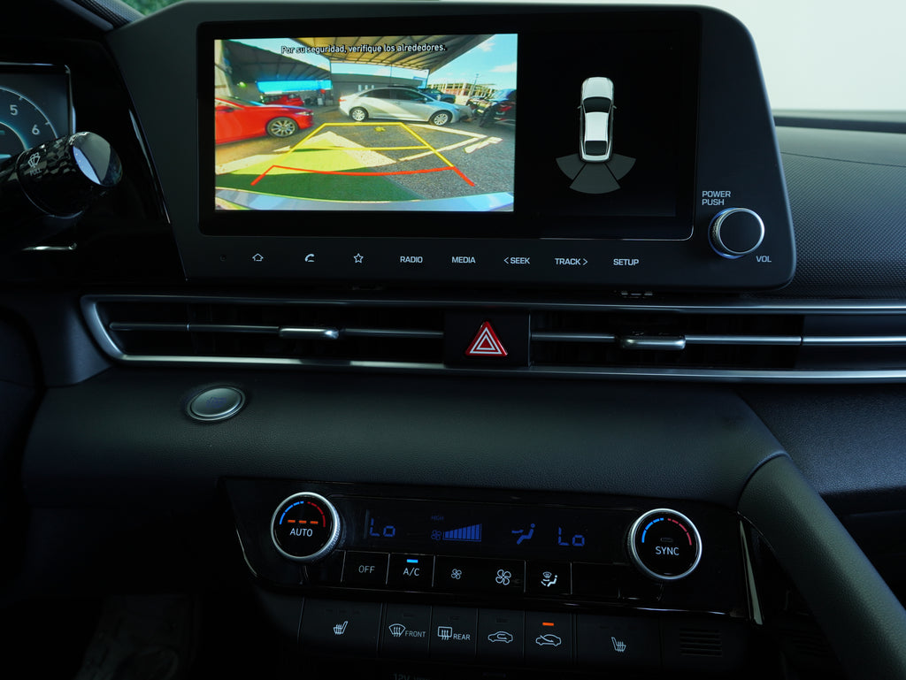Hyundai Elantra Limited Tech 2023