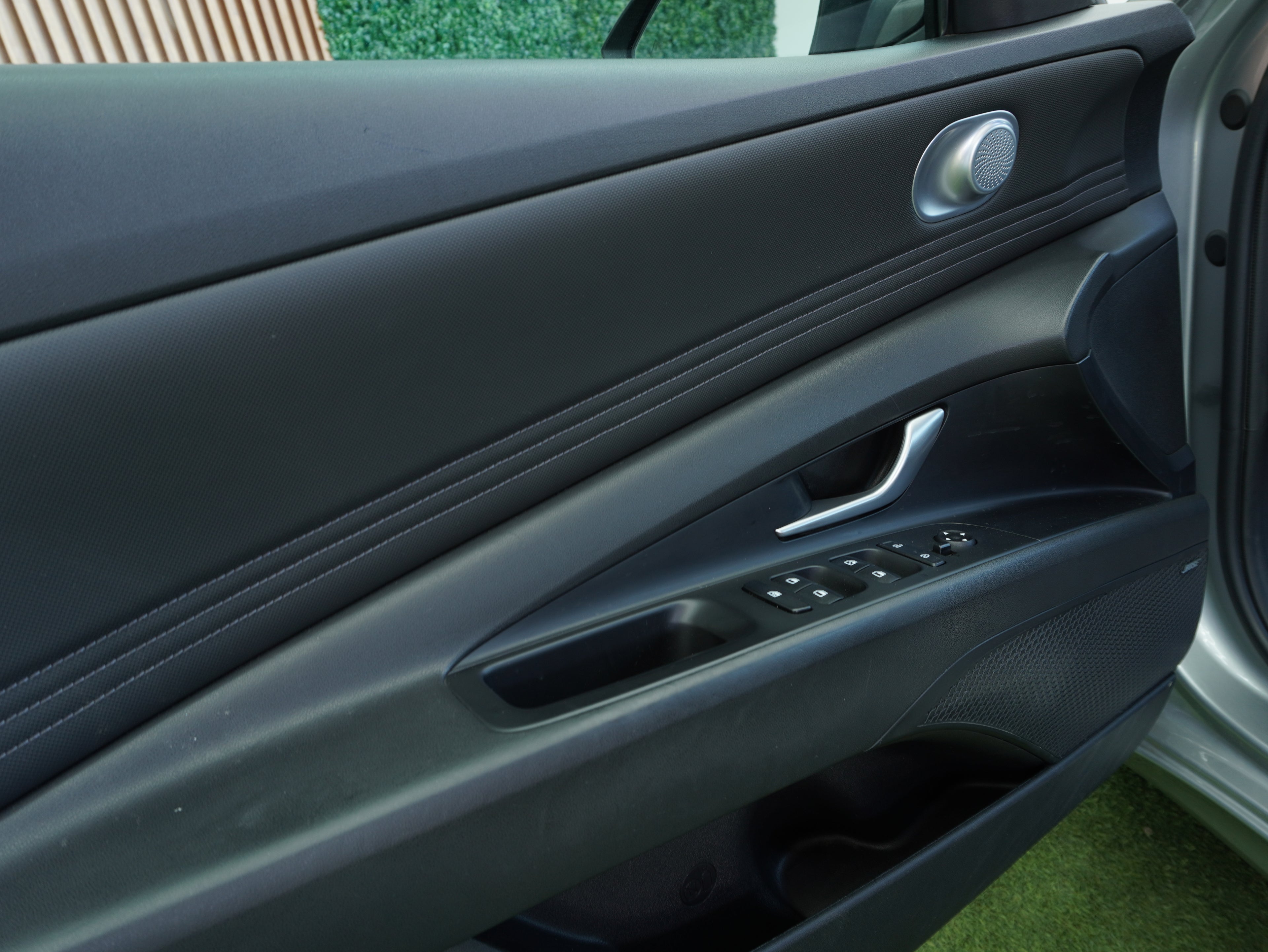 Hyundai Elantra Limited Tech 2023