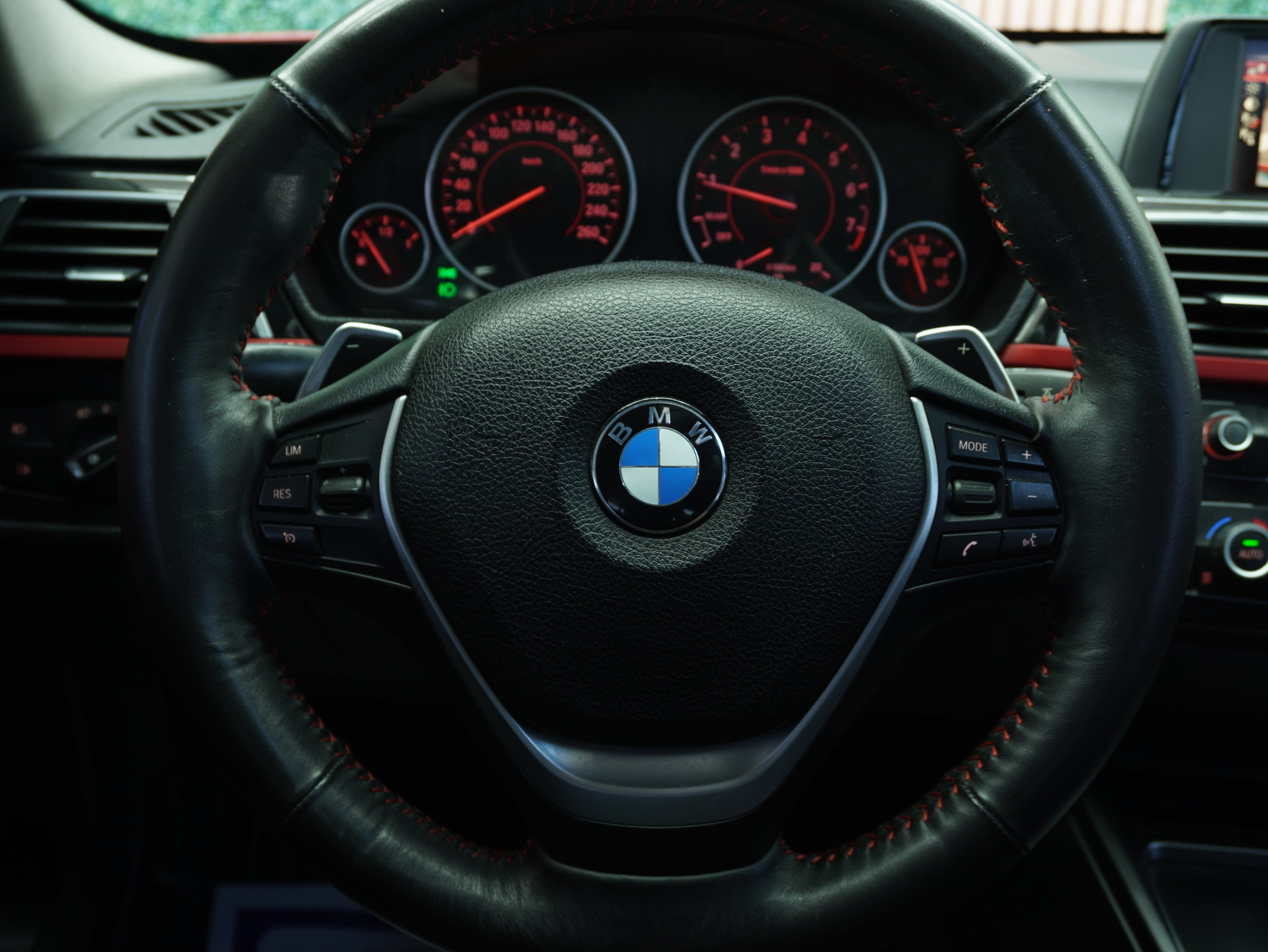 BMW 320IA Sport Line 2017