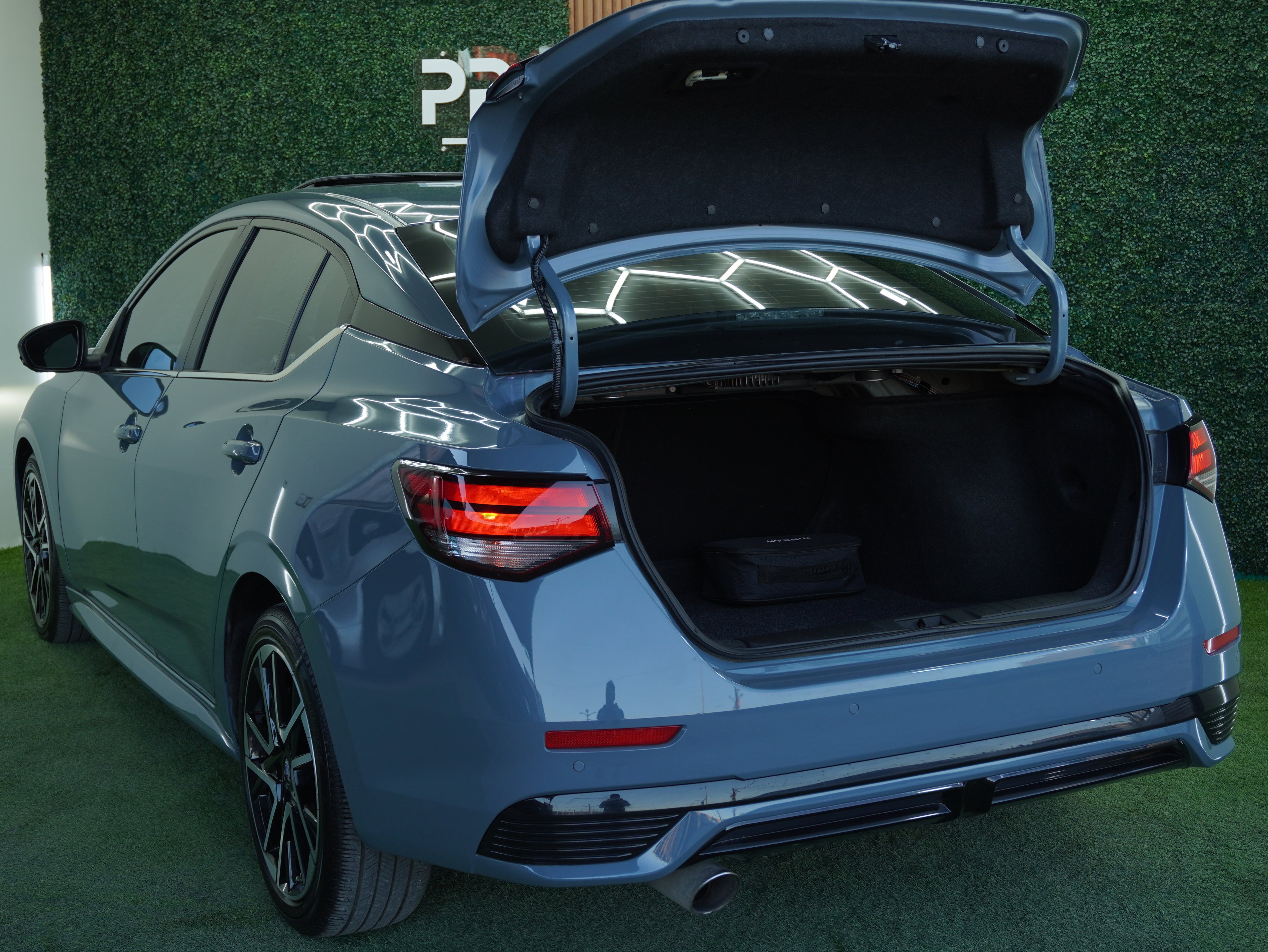 Nissan Sentra SR 2025