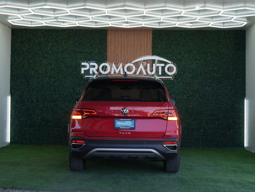 Volkswagen Taos Highline 2023