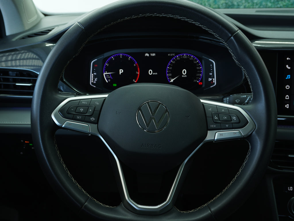 Volkswagen Taos Highline 2023