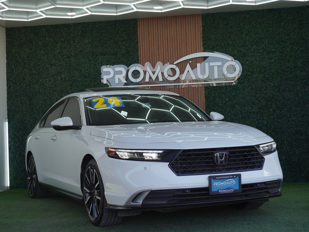 Honda Accord Touring 2024