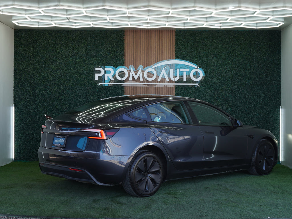 Tesla Model 3 2025