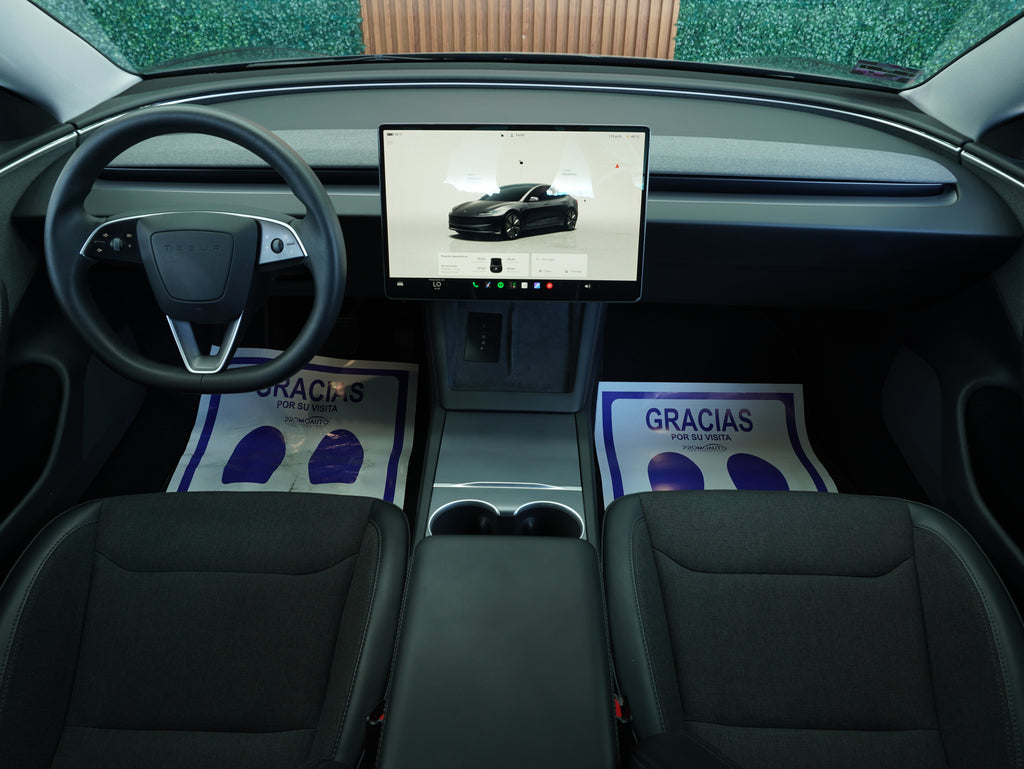 Tesla Model 3 2025