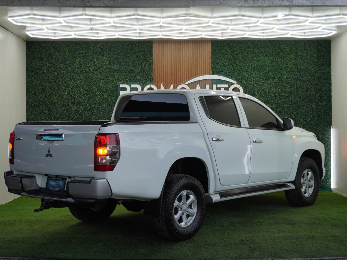 Mitsubishi L200 GLX Diesel 2022