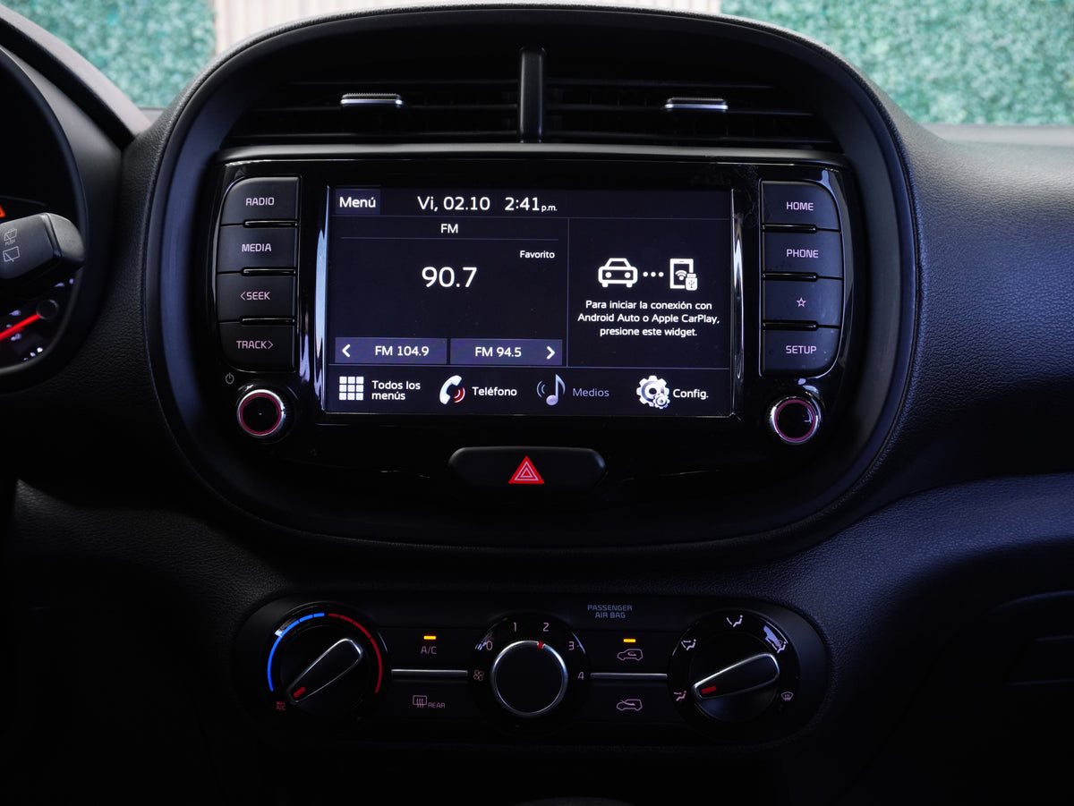 Kia Soul LX 2022
