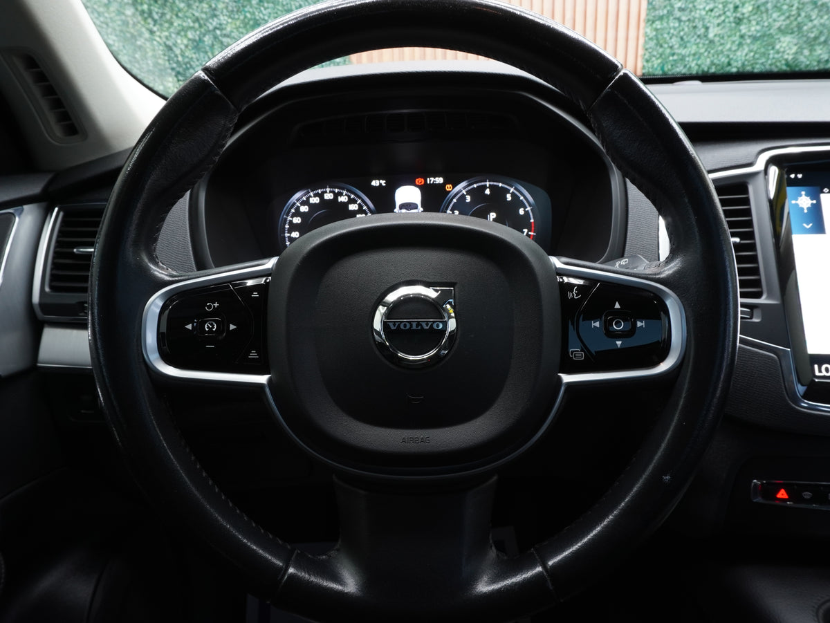 Volvo CX90 Momentum 2021