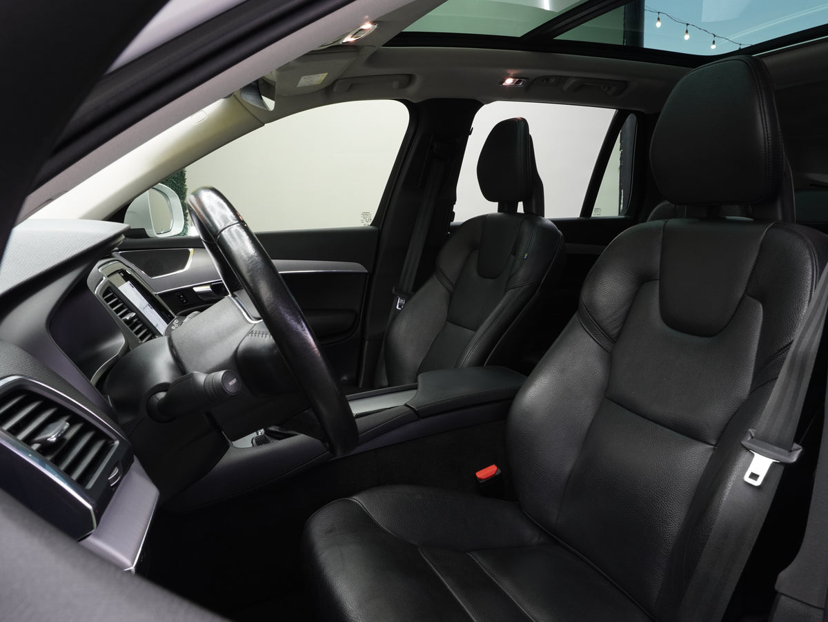 Volvo CX90 Momentum 2021