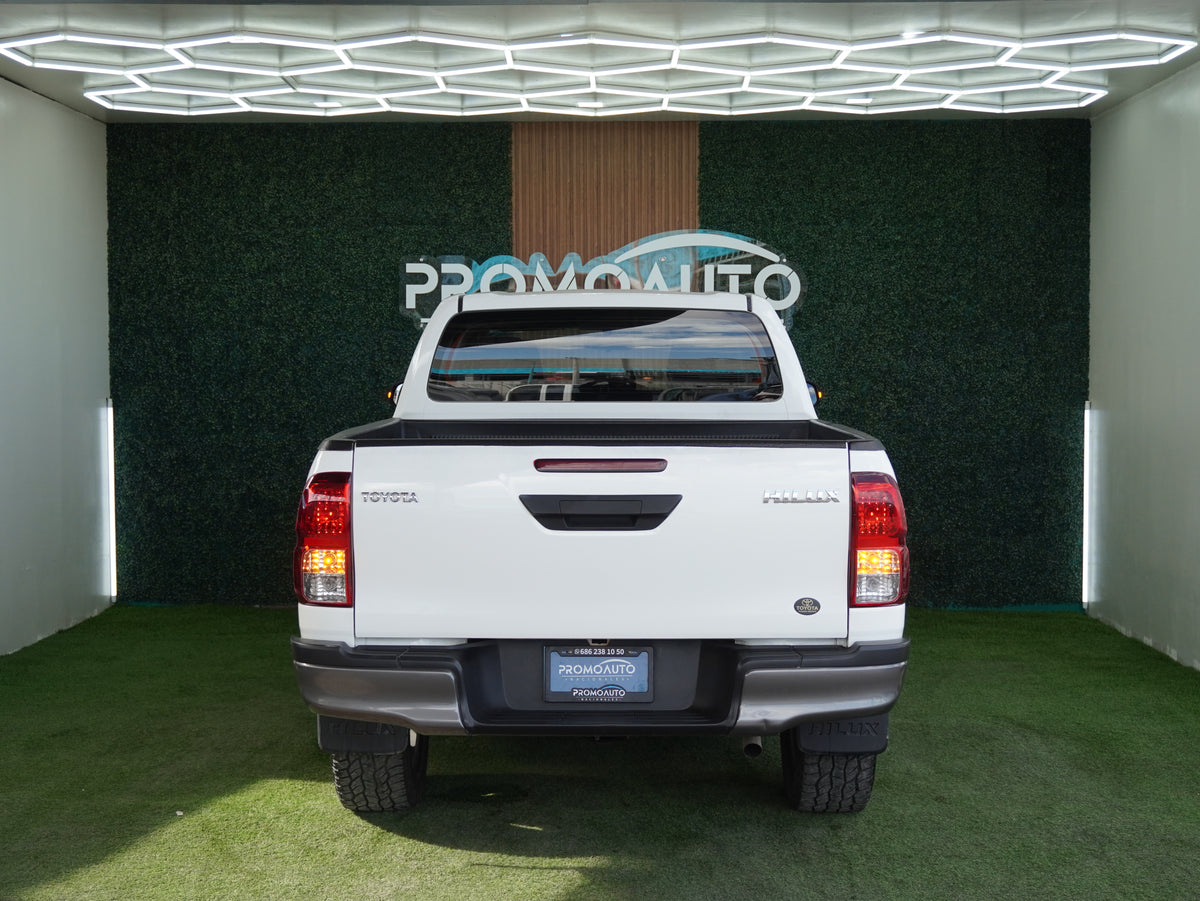Toyota Hilux Doble Cabina SR 2021