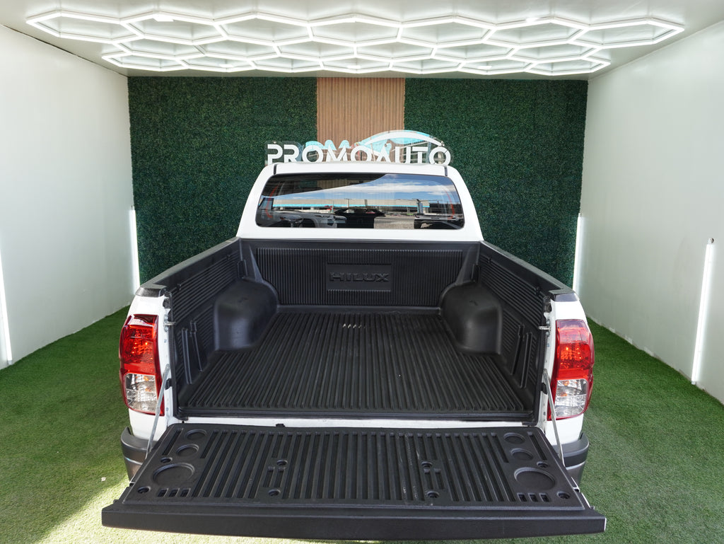 Toyota Hilux Doble Cabina SR 2021