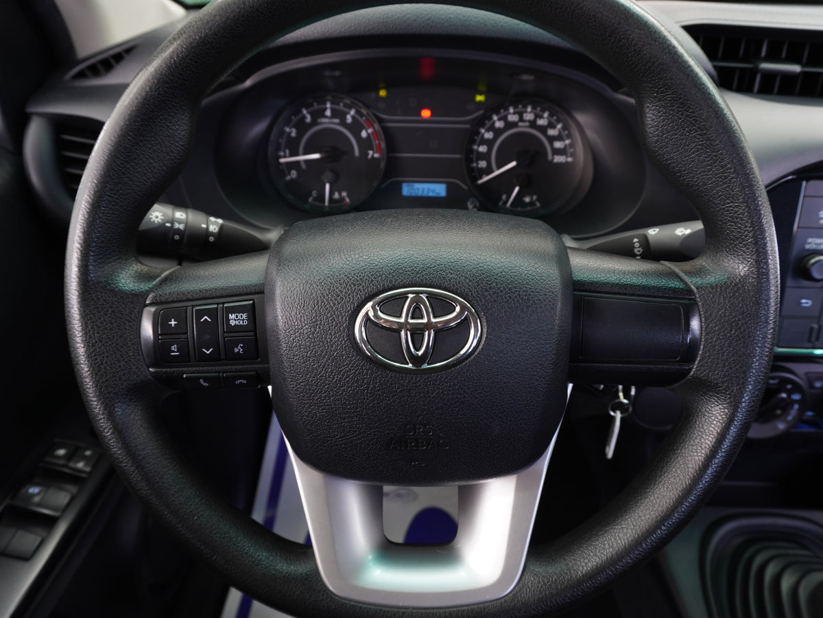 Toyota Hilux Doble Cabina SR 2021