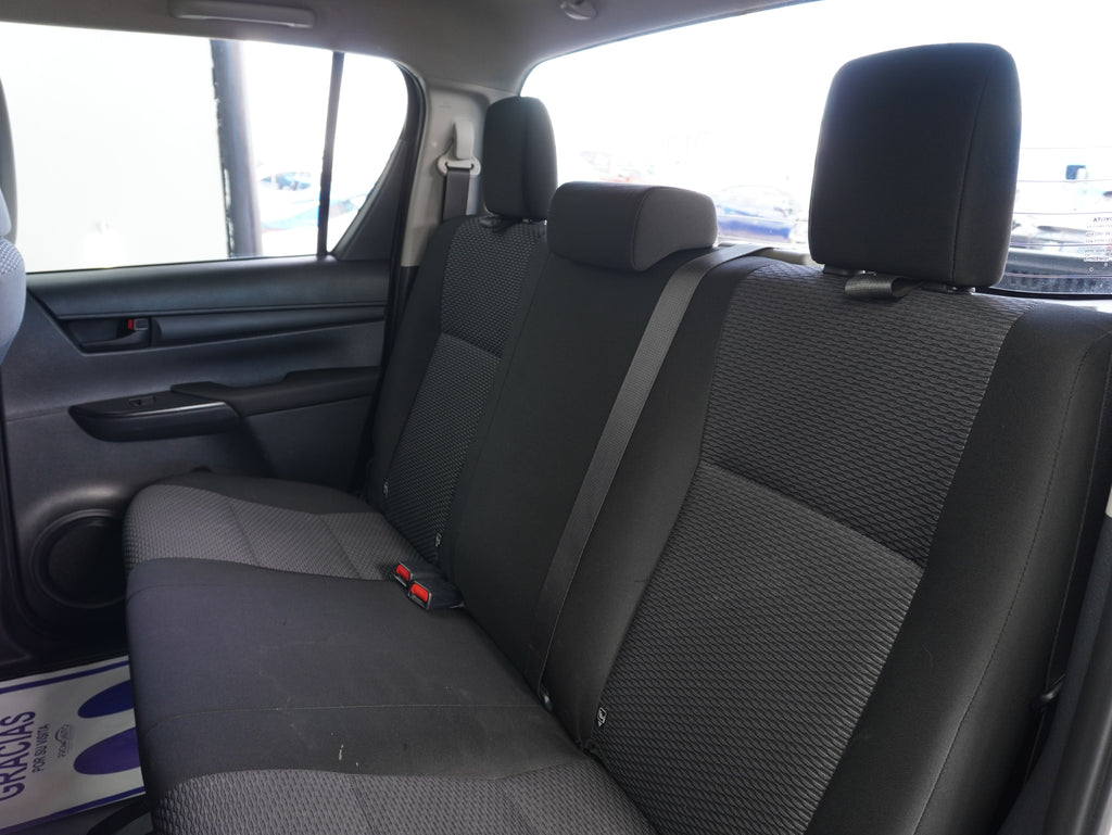 Toyota Hilux Doble Cabina SR 2021